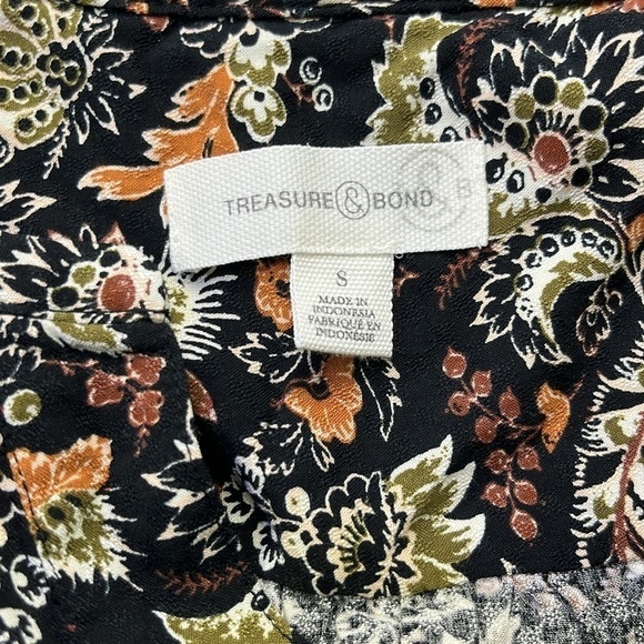 Treasures & Bond Blouse Womens Small Black Floral Meadow Pop Over V Neck New - Picture 5 of 10